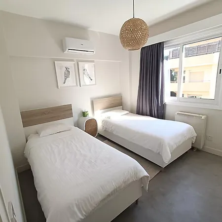 Two Bedroom - Just Renovated Great Location 니코시아